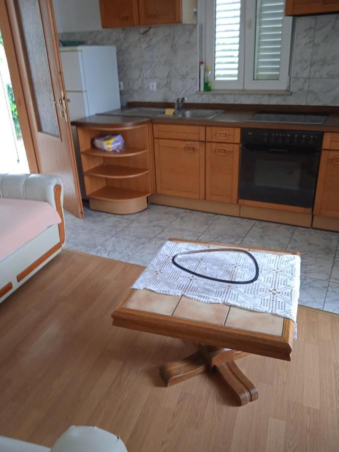 Apartments Suco Celina Luaran gambar