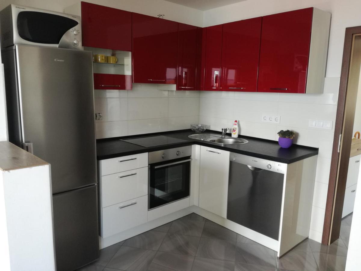 Apartments Suco Celina Luaran gambar