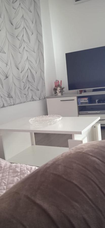 Apartments Suco Celina Luaran gambar